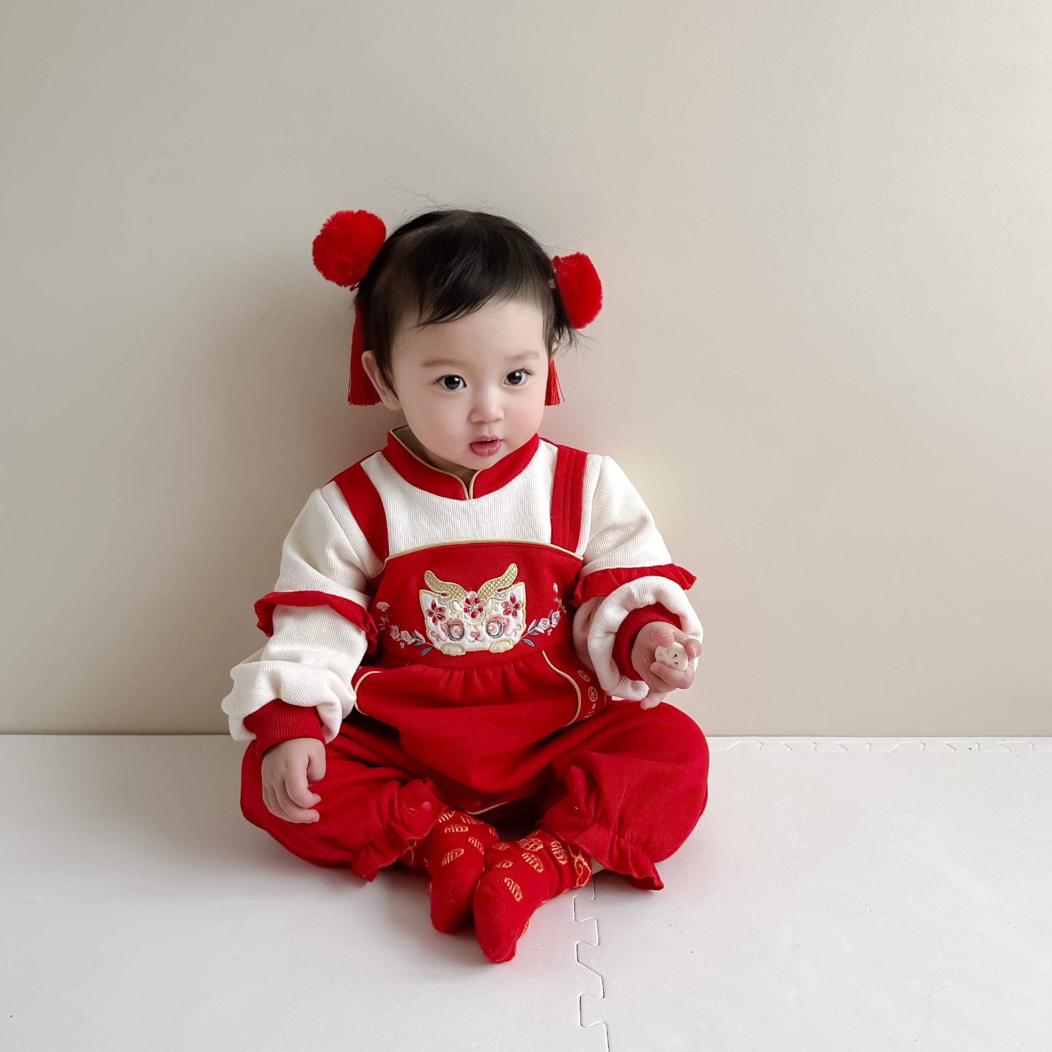 yoyo【喜乐长安】婴儿拜年服连体衣宝宝过年衣服加绒保暖周岁宴礼服
