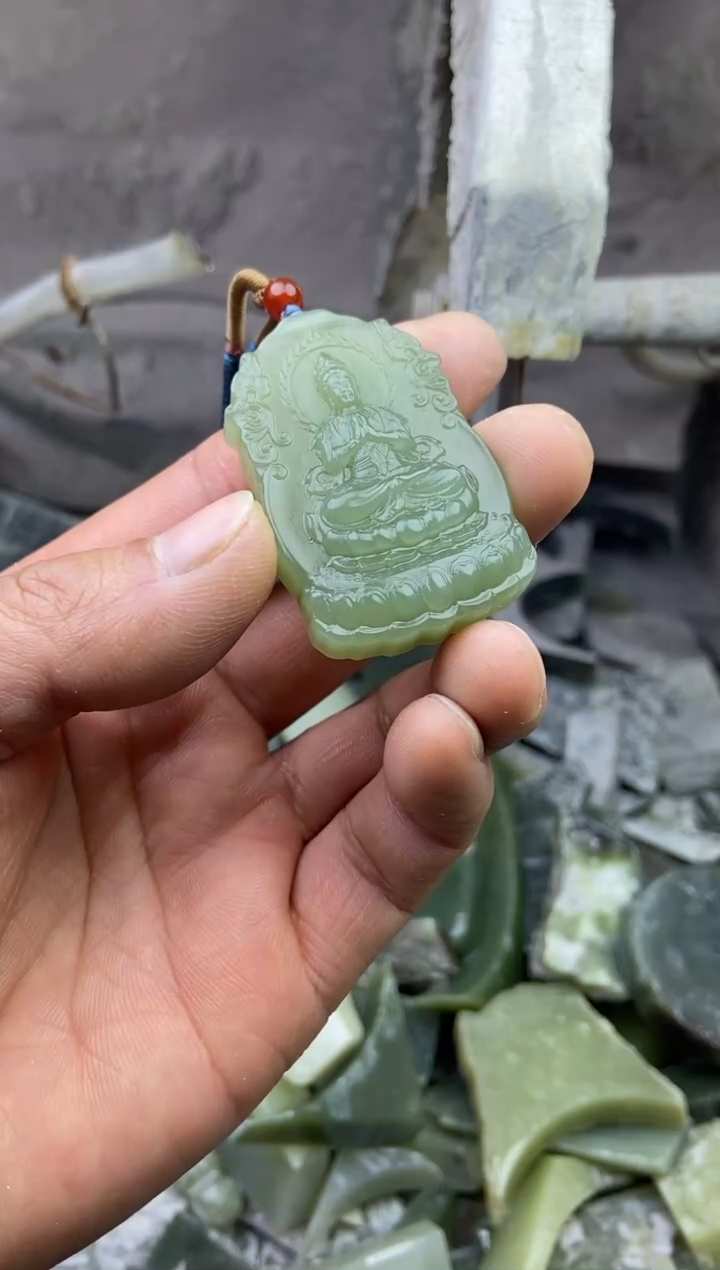 【闪购商品】和田玉颈饰未镶嵌吊坠 多样化