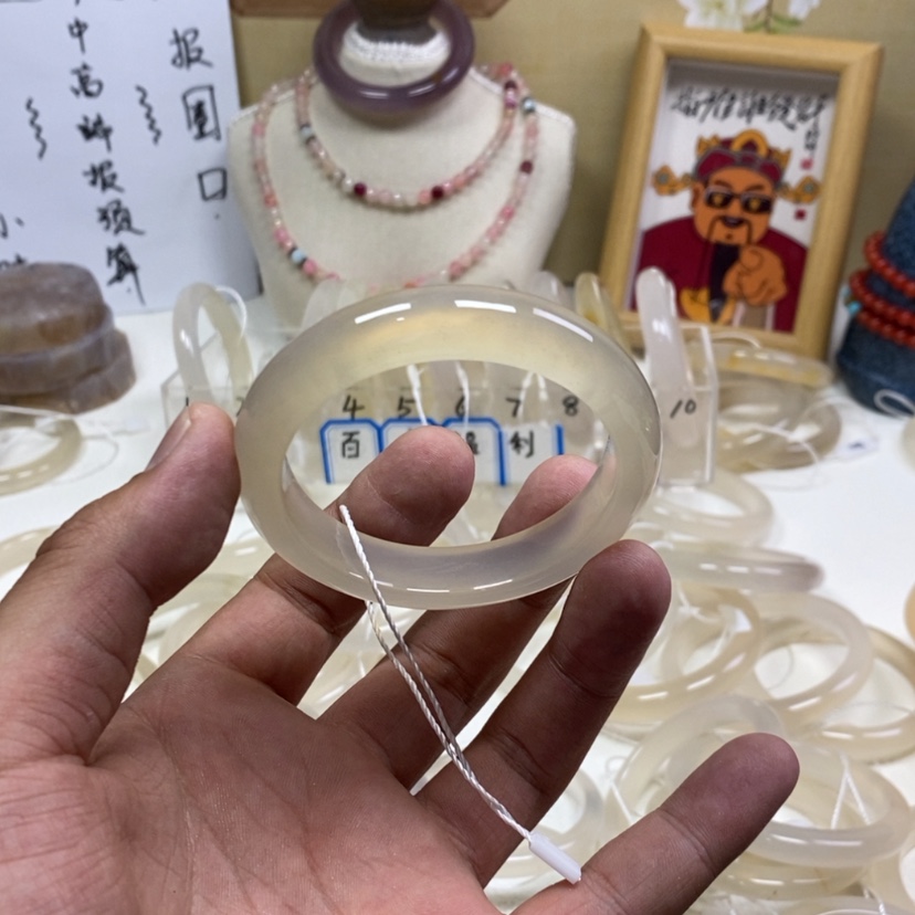 【闪购商品】玛瑙/玉髓手镯未镶嵌