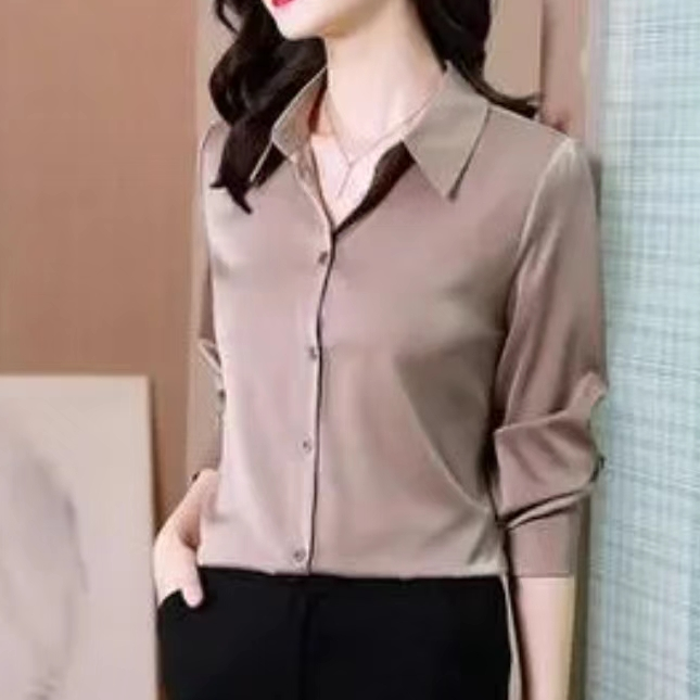 青青的浪漫休闲衬衣穿搭