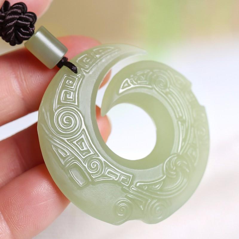 S浅时来运转和田玉精选新款和田色吊坠挂件好运连连吊坠平安牌玉