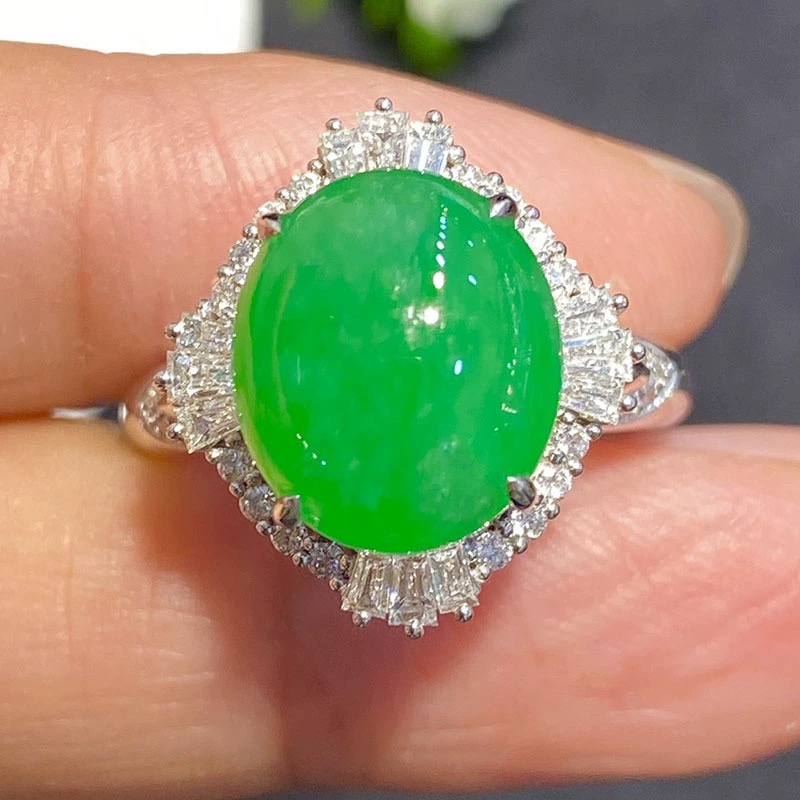 缅甸天然翡翠A货高端翡翠蛋面阳绿高端豪华