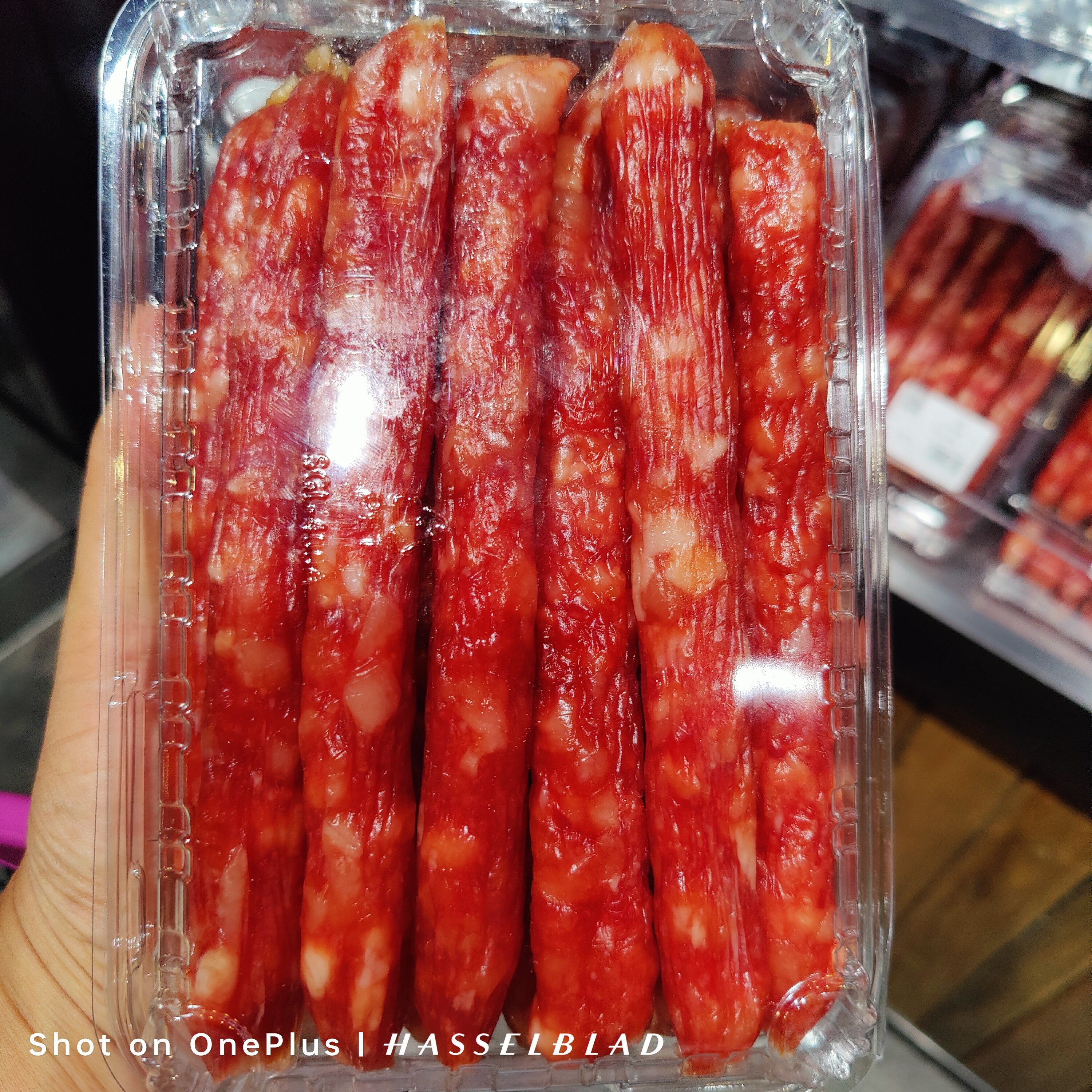 许昌超市广式风味香肠五香腊肠麻辣腊肠肉粒枣肠