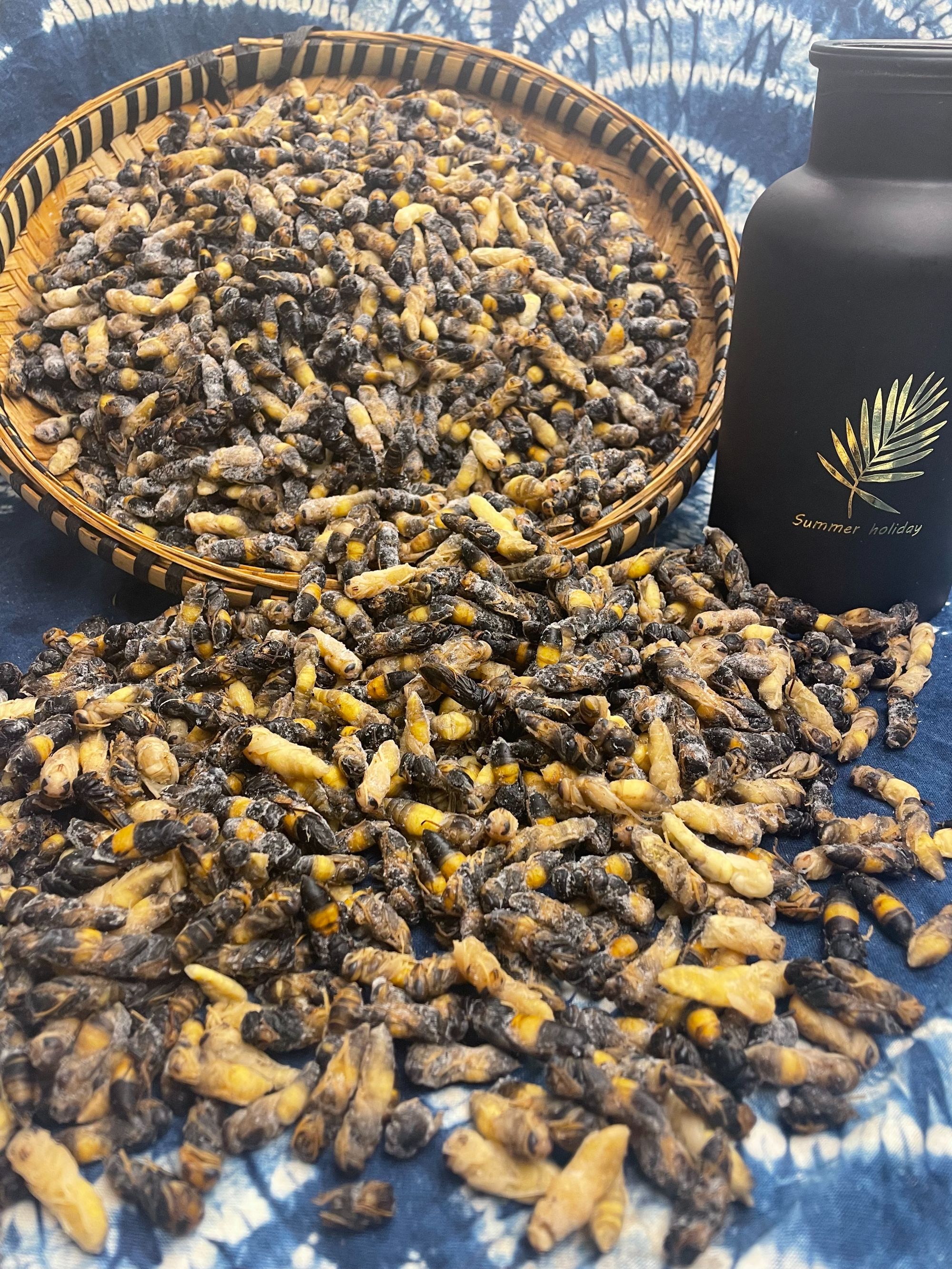 树蜂四级马蜂蛹小黑小黄云南特产500g新鲜生态发货