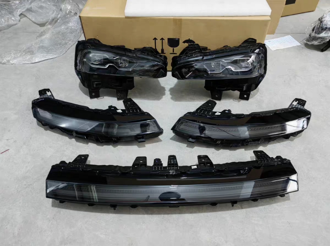 小鹏P7大灯  日行灯  转向灯  前照灯  需要什么产品咨询客服