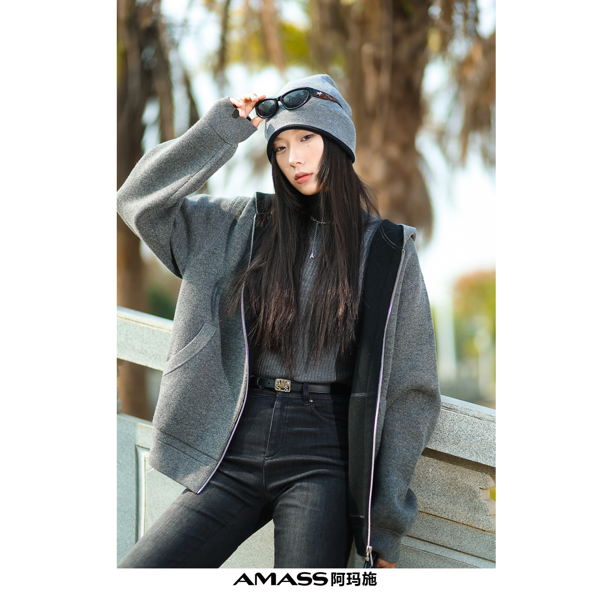 AMASS/阿玛施5499284 新款秋厚实质感粗针廓形连帽绵羊毛针织开衫