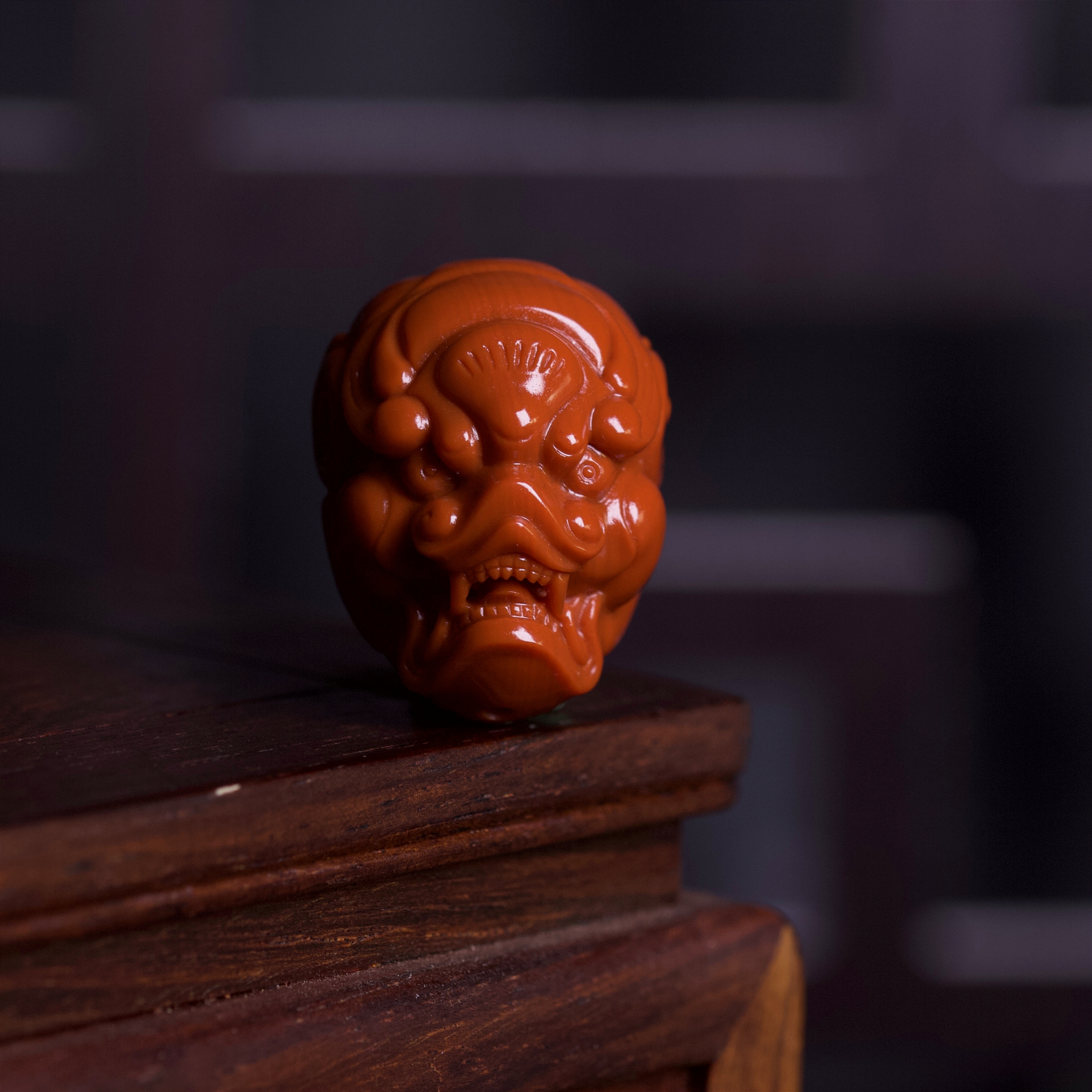 【左遇】瓦西南红仿古兽面背云顶珠配珠柿子红锦红配饰精工吊坠