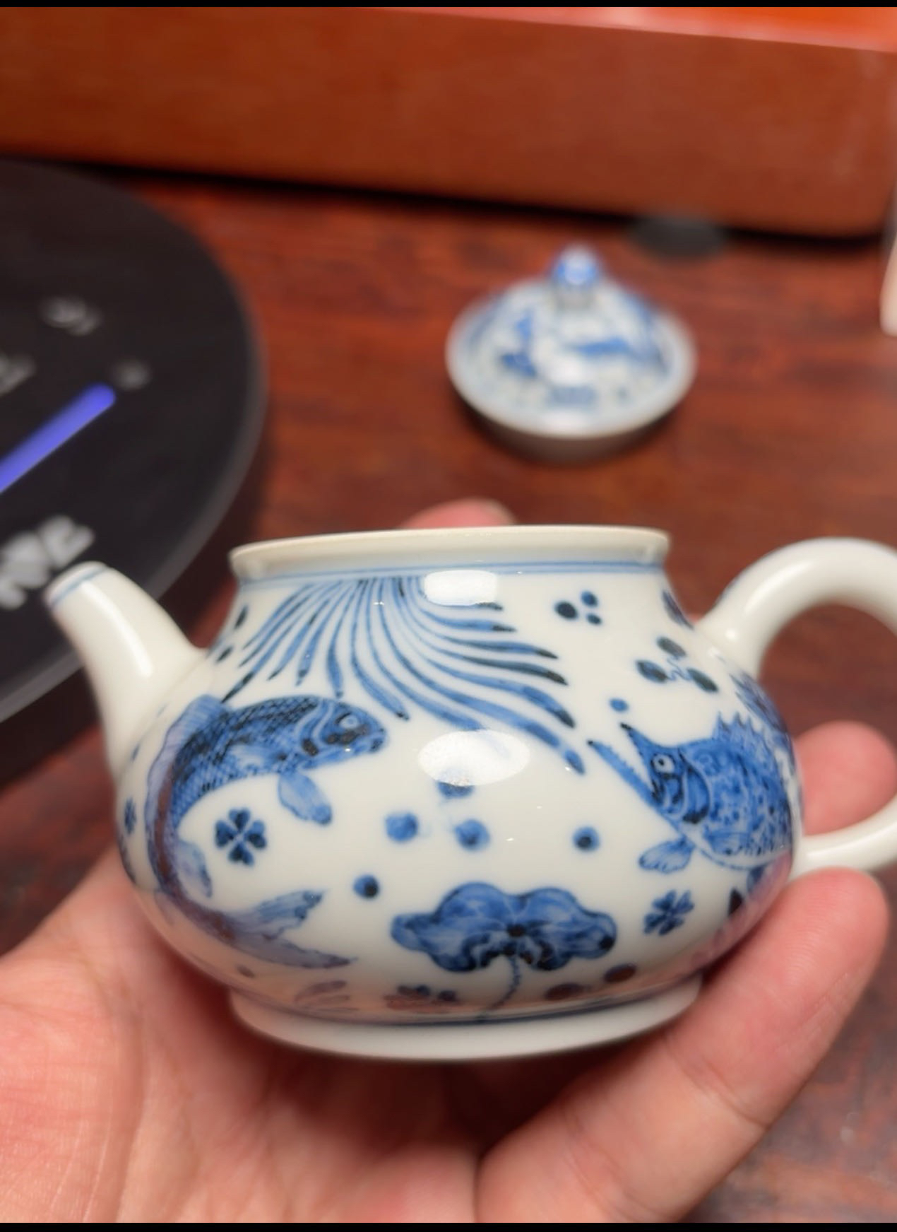 鱼藻纹青花小茶壶大明风华