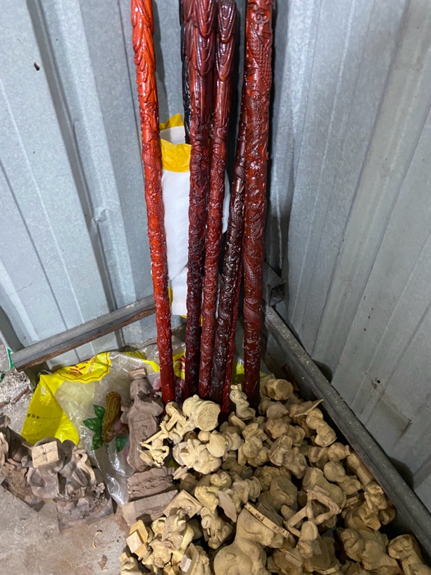 红木各种摆件瑕疵残缺半成品库存处理