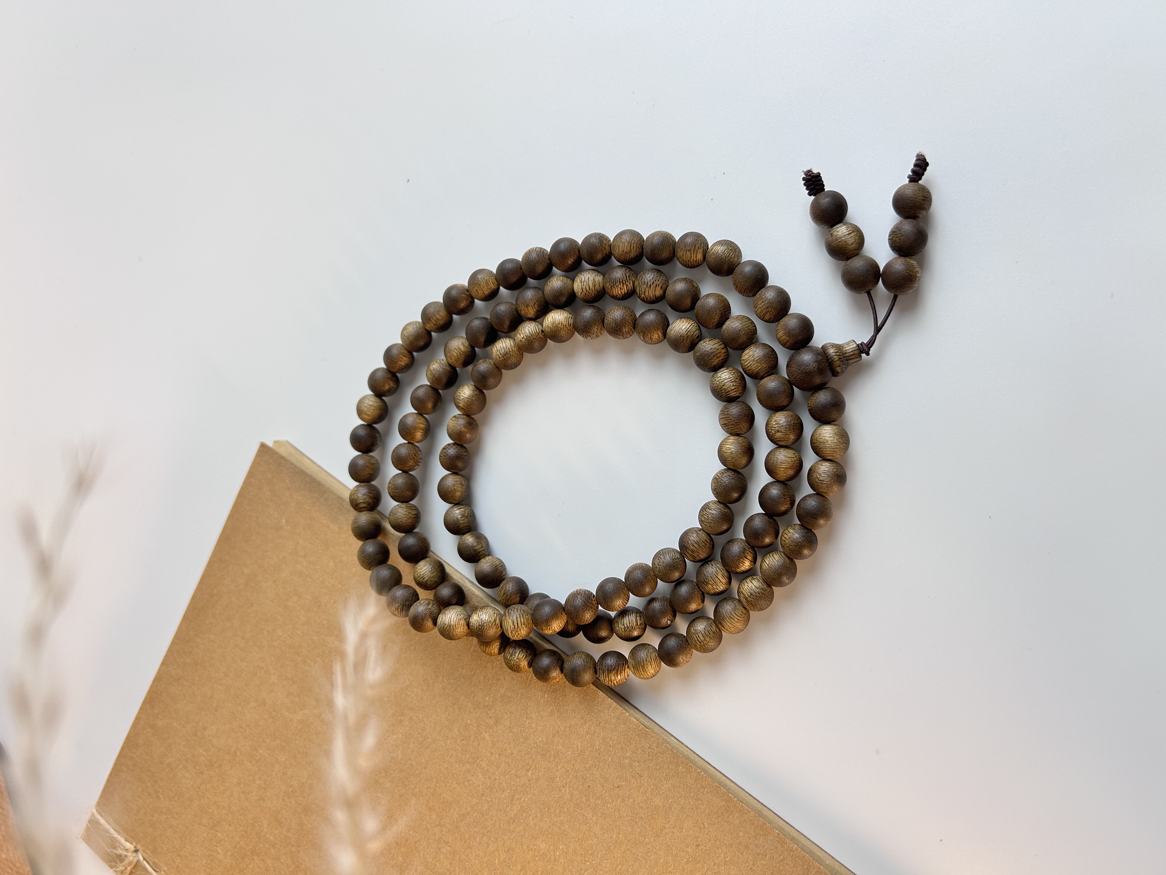 安东严选+精选高货沉香手串0.8*108多圈手串 hnbq