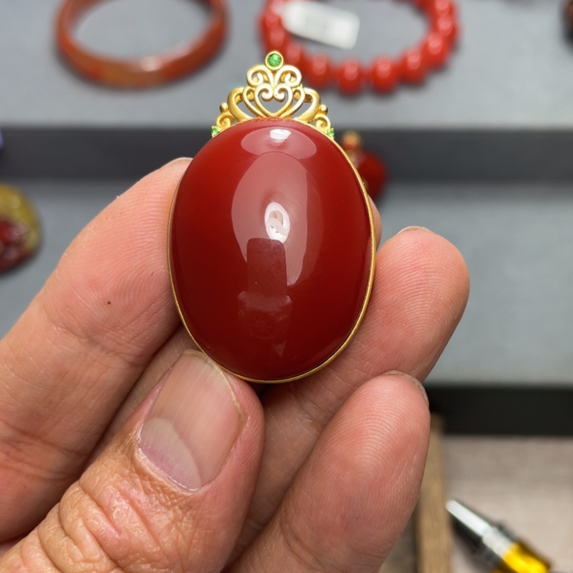 【闪购商品】南红玛瑙颈饰未镶嵌流*