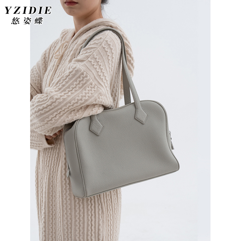 大容量公文波士顿包包2024新款轻奢小众高级感通勤单肩腋下女夏天