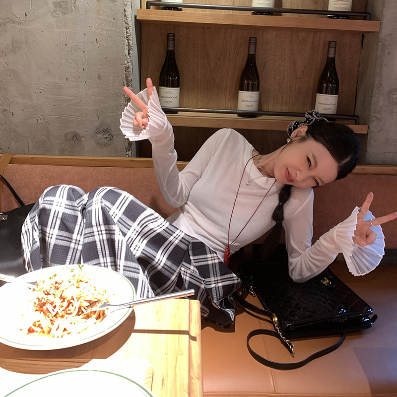 【云中的angle】白色喇叭袖打底衫T恤女内搭显瘦上衣3862