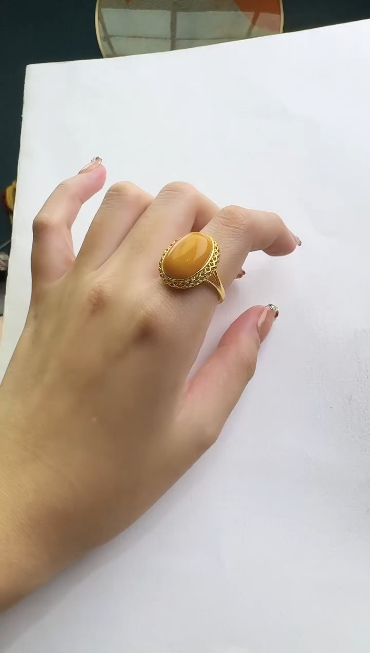 【闪购商品】琥珀手饰银S925镶嵌蜜蜡戒指