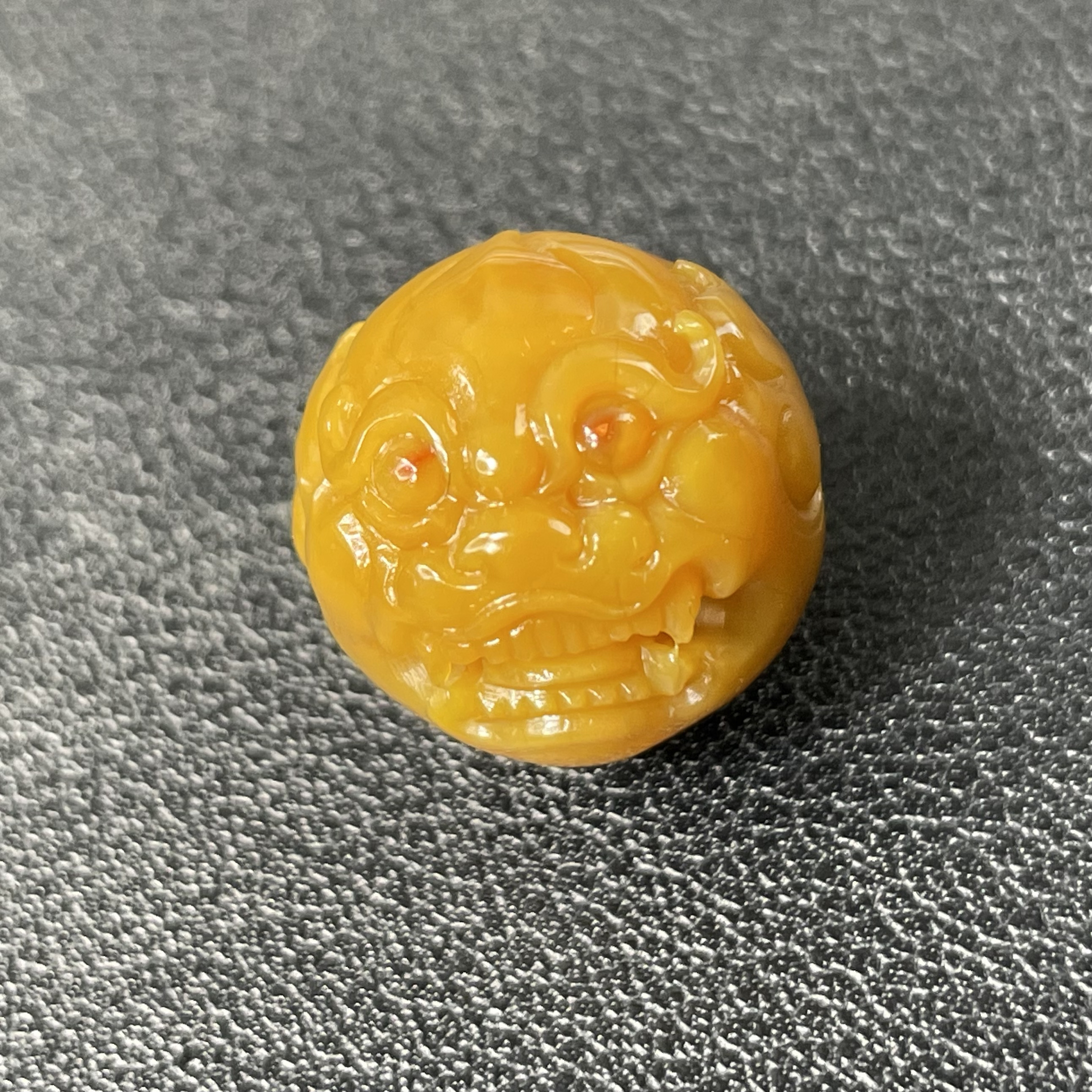 保山原矿蒲漂鸡油黄俏色貔貅珠