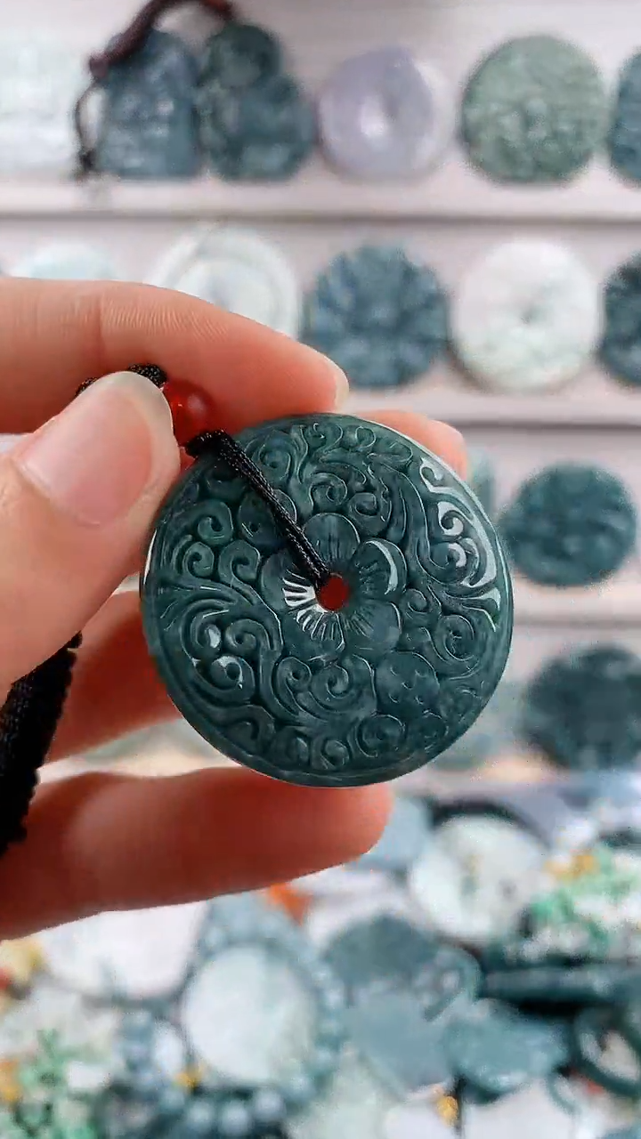 【闪购商品】翡翠颈饰未镶嵌天然翡翠A货