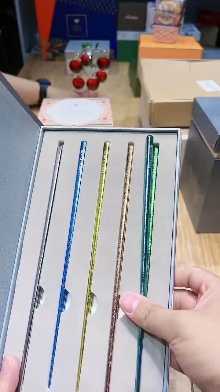 【闪购商品】瓷片哦哦哦哦哦哦哦哦