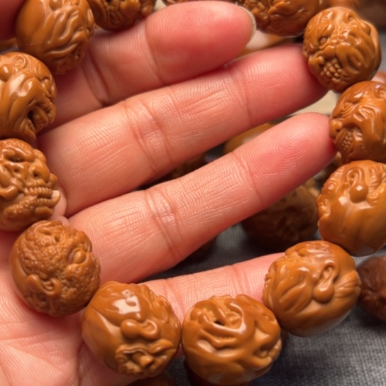 橄榄核核雕恶僧串