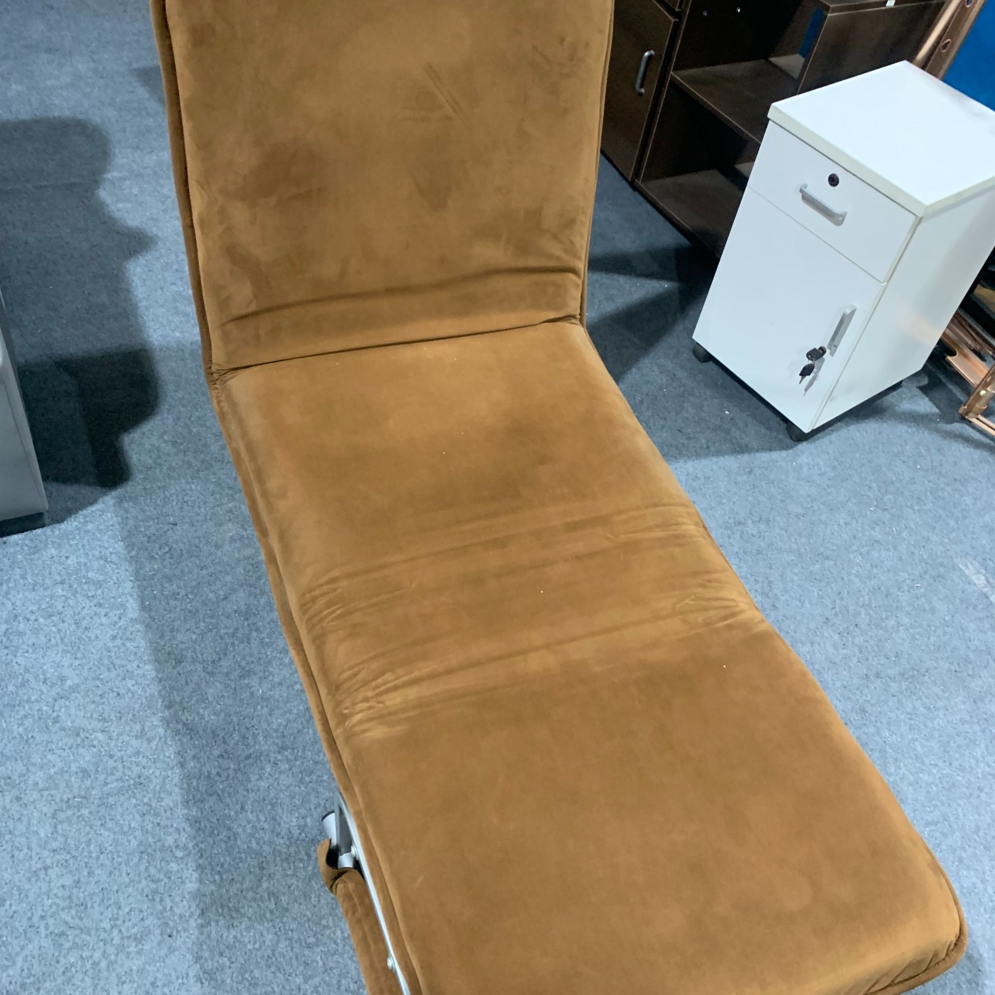 旋转靠椅可折叠变床