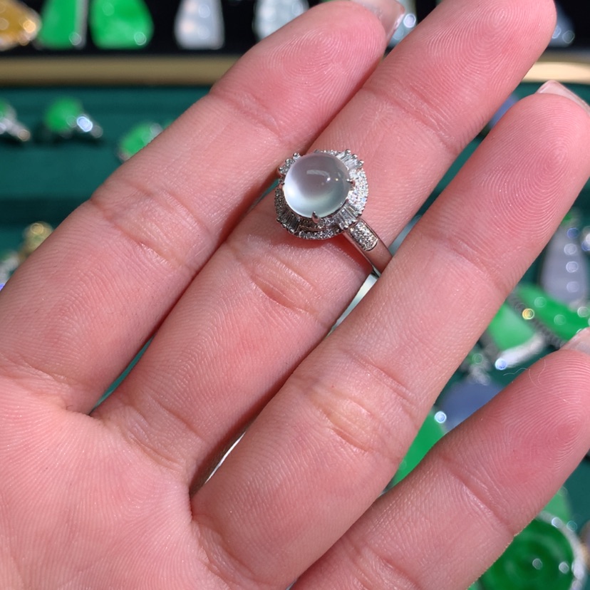 【闪购商品】翡翠天然a货翡翠18K金镶嵌陌*人