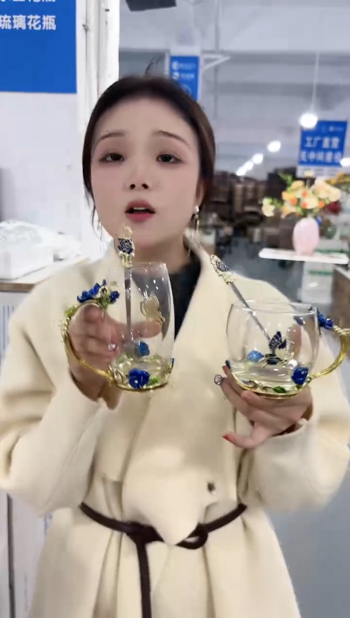 【闪购商品】SRT-蓝色杯子一套