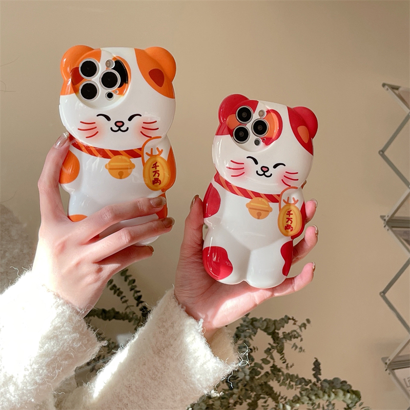 适用苹果系列iPhone15小众卡通14p可爱招财猫13p立体小熊12手机壳