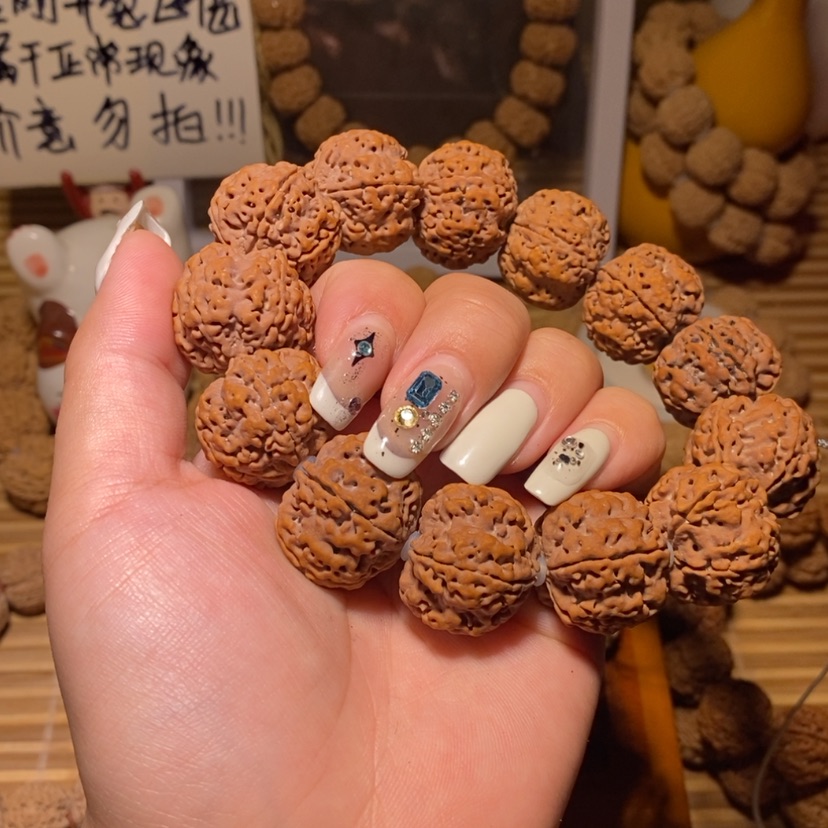 【闪购商品】金刚菩提手串迷*亚