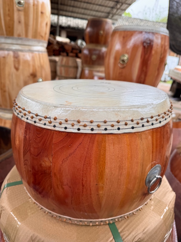 9寸牛皮鼓，高度20公分