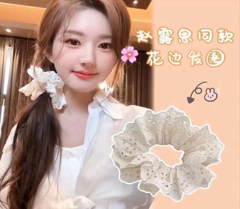 ins风高颜值英伦学院风蓝色格纹发圈洋气秋冬法式复古蕾丝大肠圈
