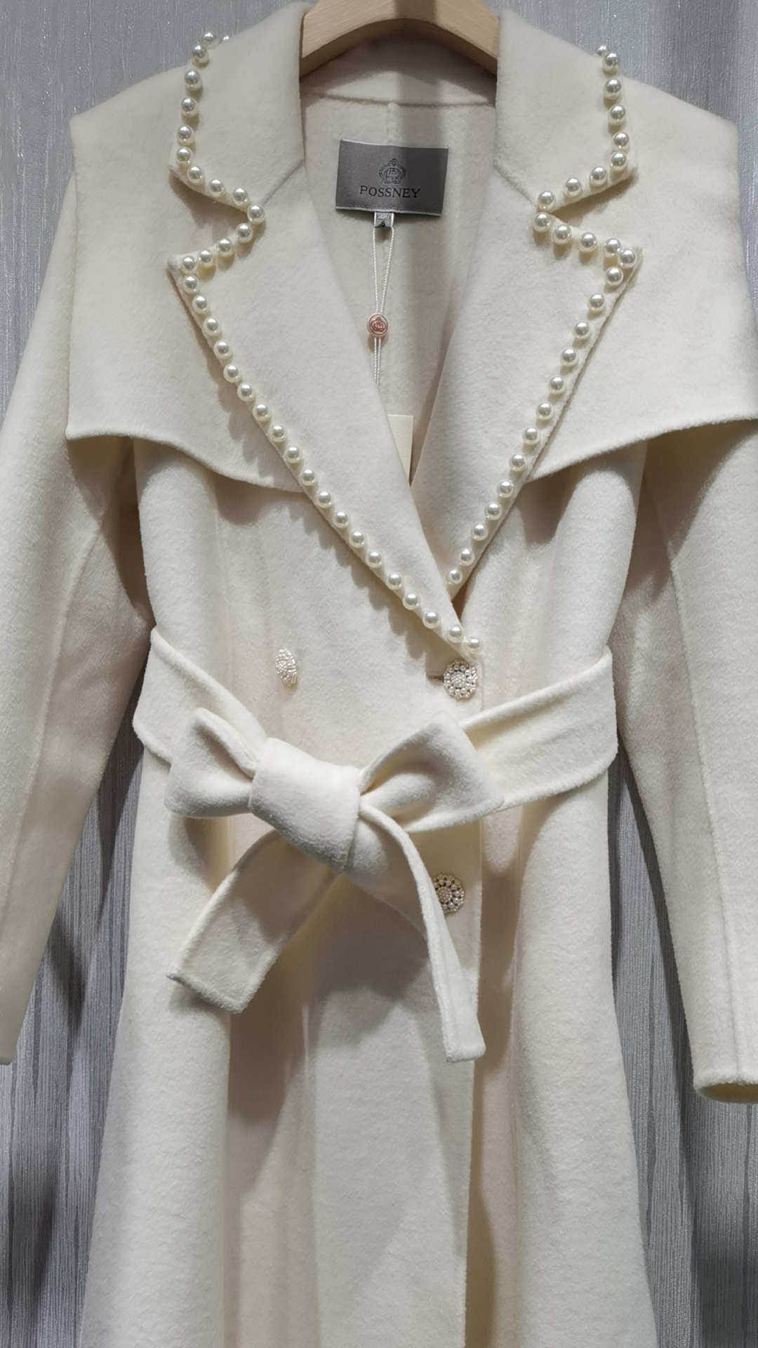 保时霓绵羊毛大衣