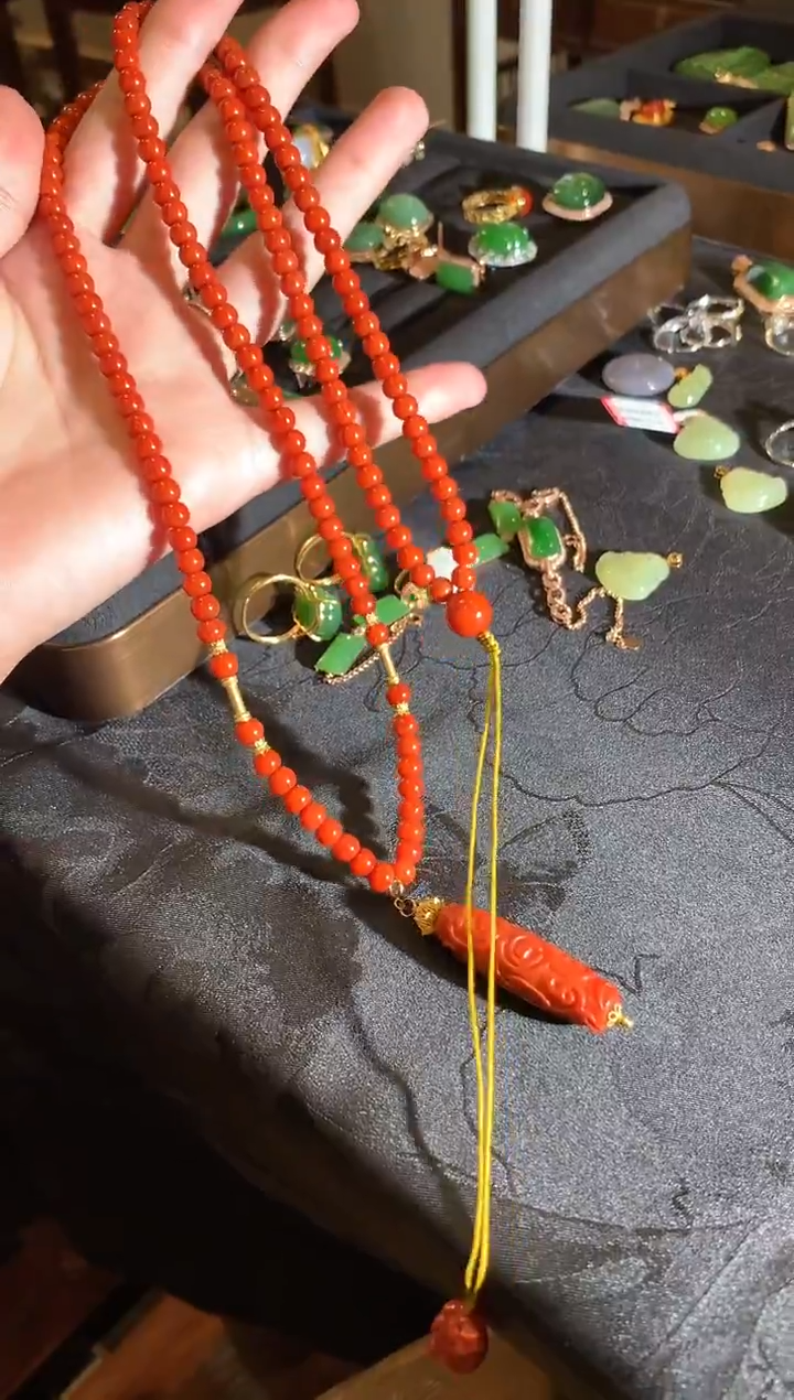 【闪购商品】南红玛瑙手串18K金镶嵌1