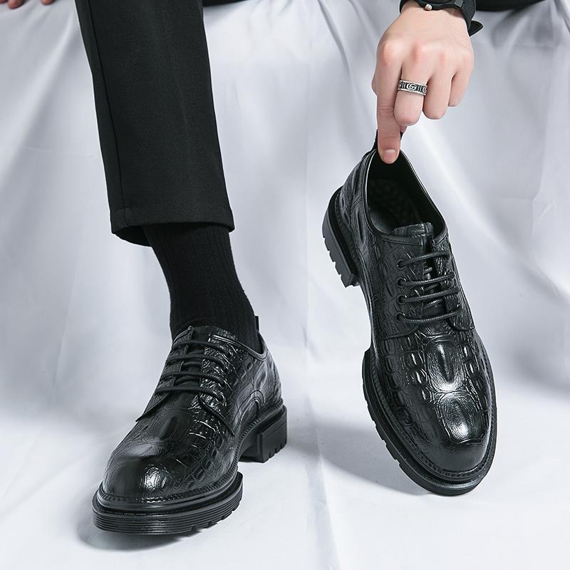 皮鞋男夏季新款商务正装男士休闲潮流布洛克鳄鱼纹黑色英伦豆豆鞋
