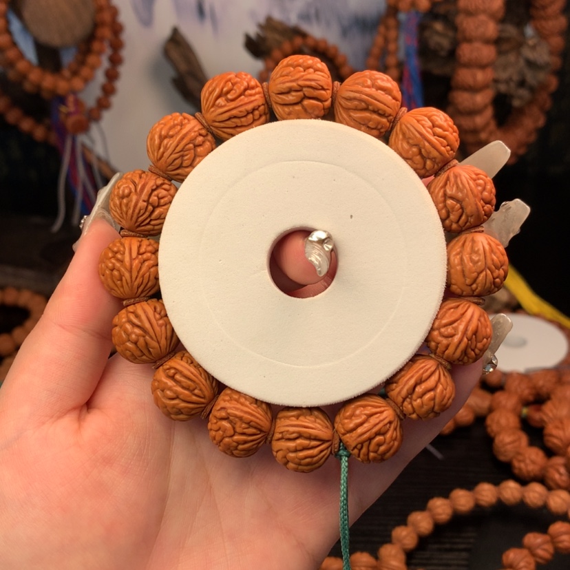 【闪购商品】桃核吊坠18荔枝