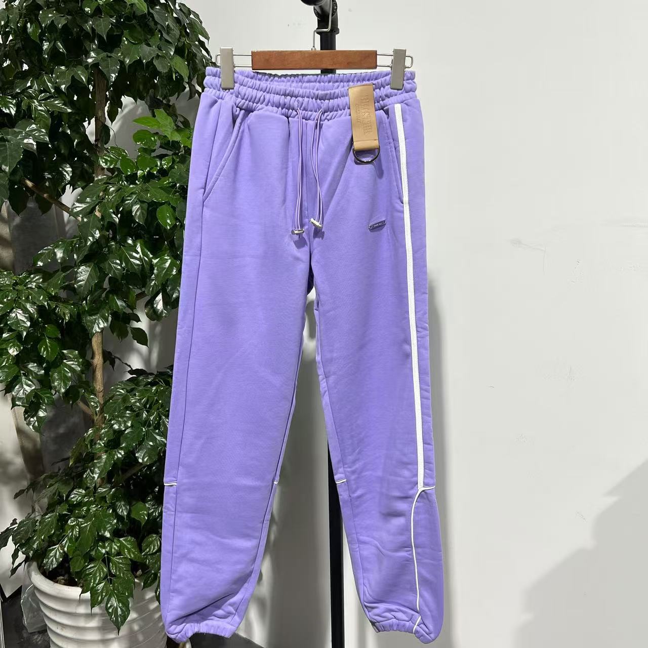 V-10（3.6）【鬼脸】潮牌秋季情侣款时尚潮流束脚休闲裤 53101