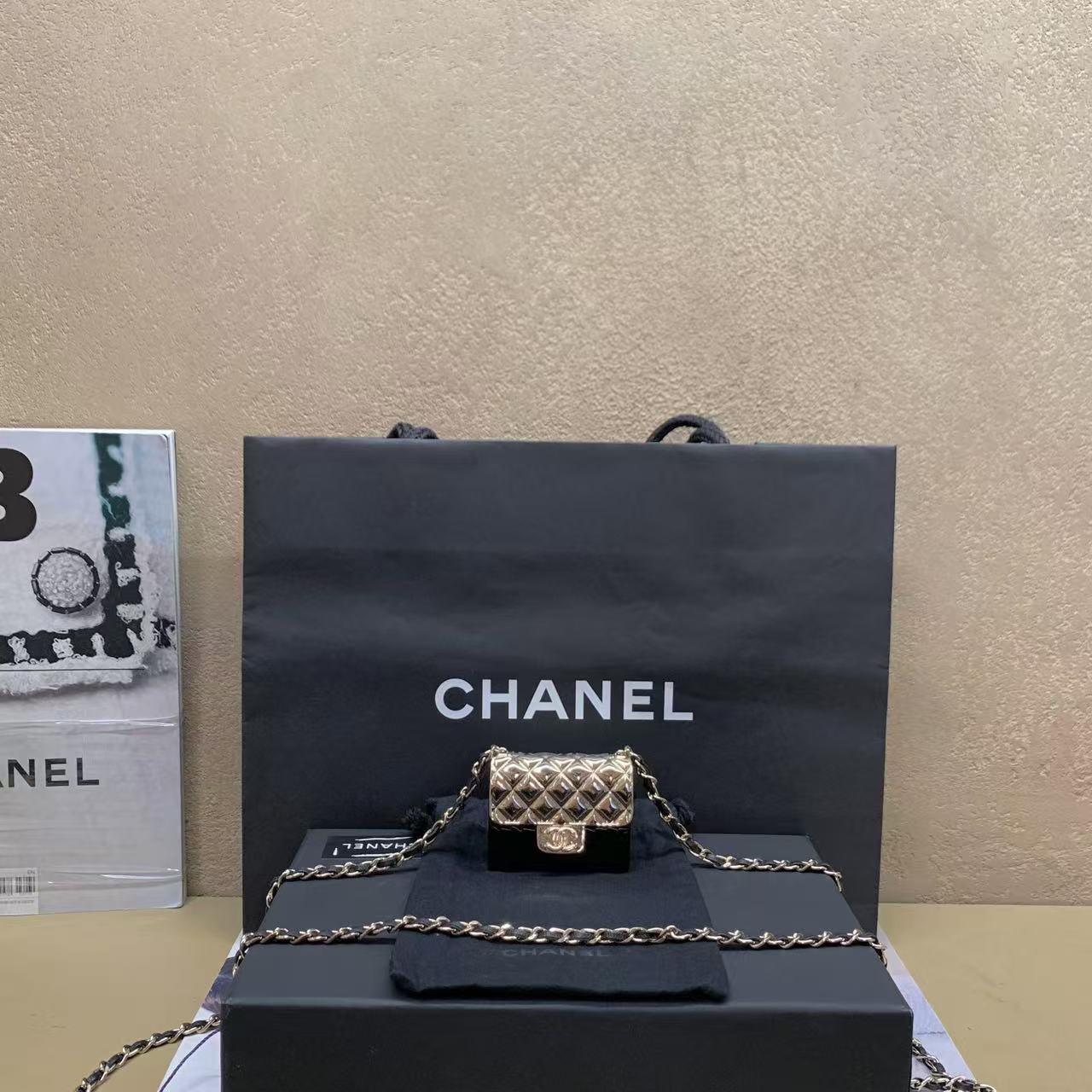 95新 Chanel/香奈儿 壹臻/22P黑金耳机包/54805232
