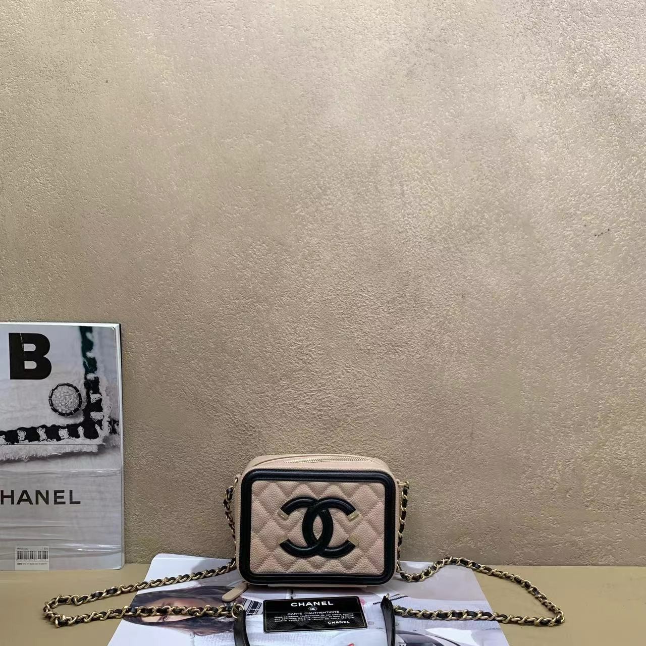 95新  壹臻中古/Chanel米拼黑荔枝牛mini相机包2 6开 96131453