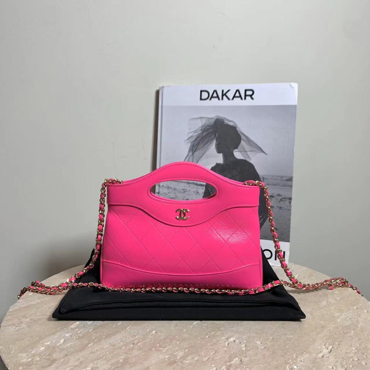 99新 Chanel/香奈儿 壹臻/24C玫红色31bagmini手提包/66026625