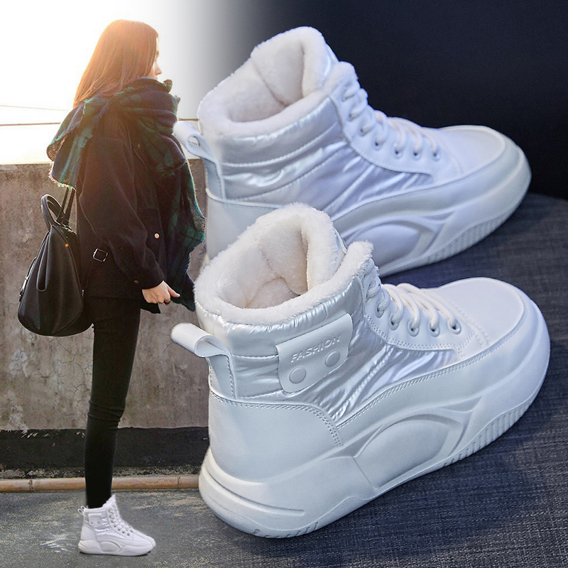 百丽纯爱红红轻便减震红5867雪地靴女2022冬季新款短筒