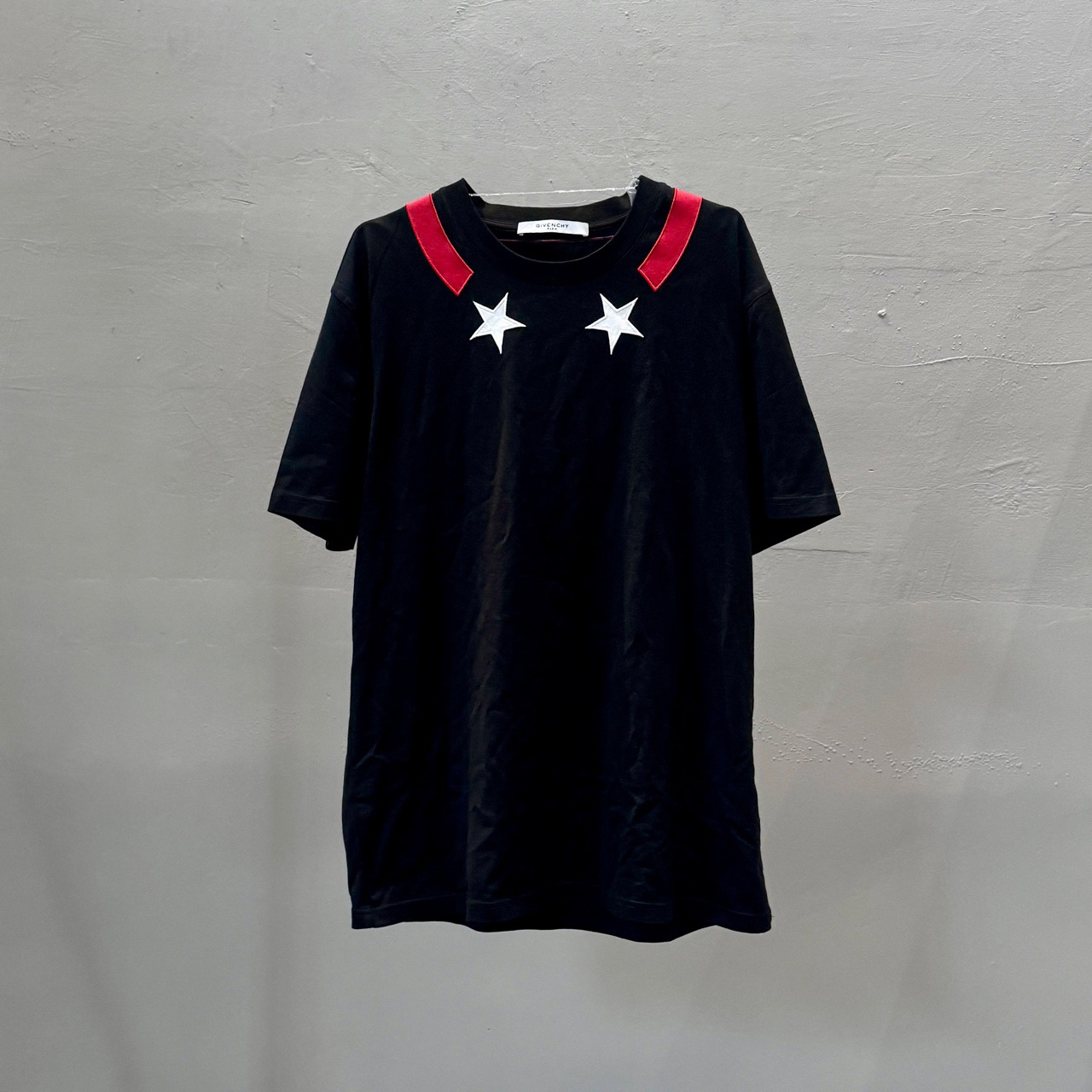 Givenchy / 纪梵希 刺绣黑红星星短袖/XXL码/SW23996