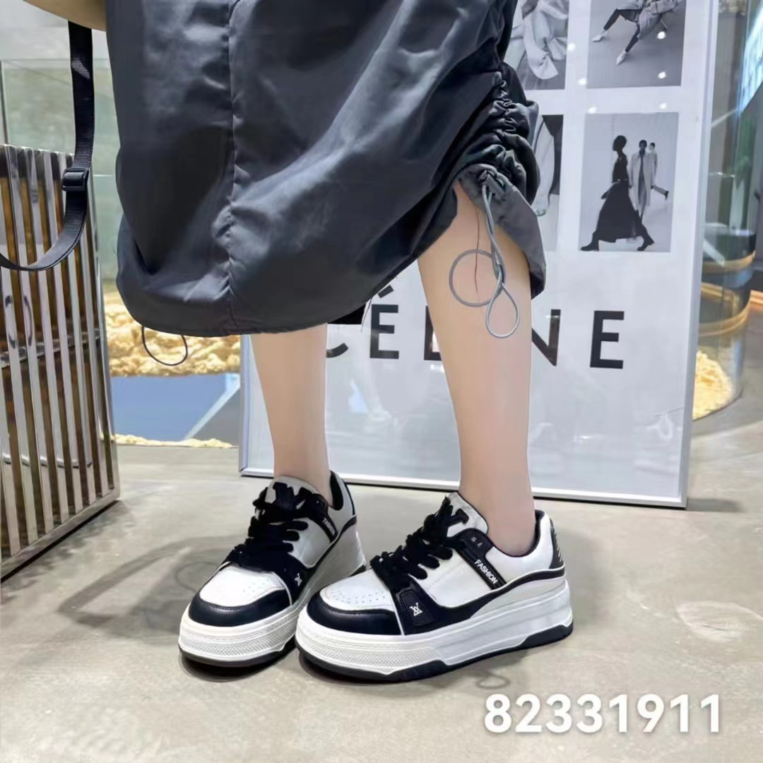 网红设计感厚底小白鞋女2024新款欧货真皮轻便运动休闲鞋板鞋1911
