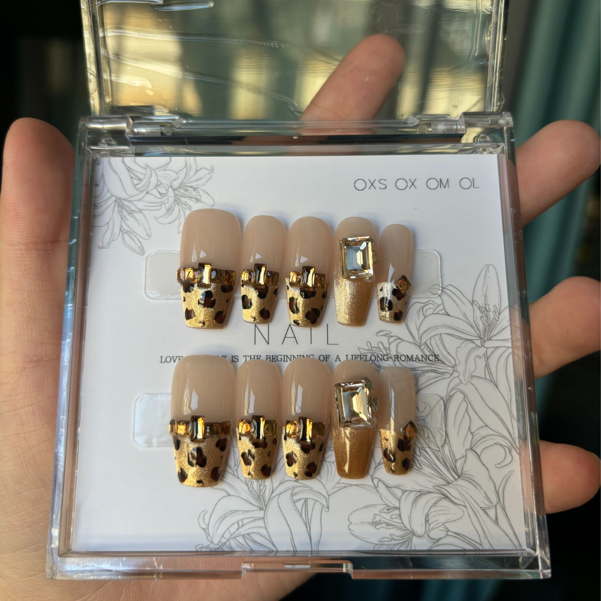 新店开业 纯手工穿戴甲福利炸3天 喜欢的姐妹拍
