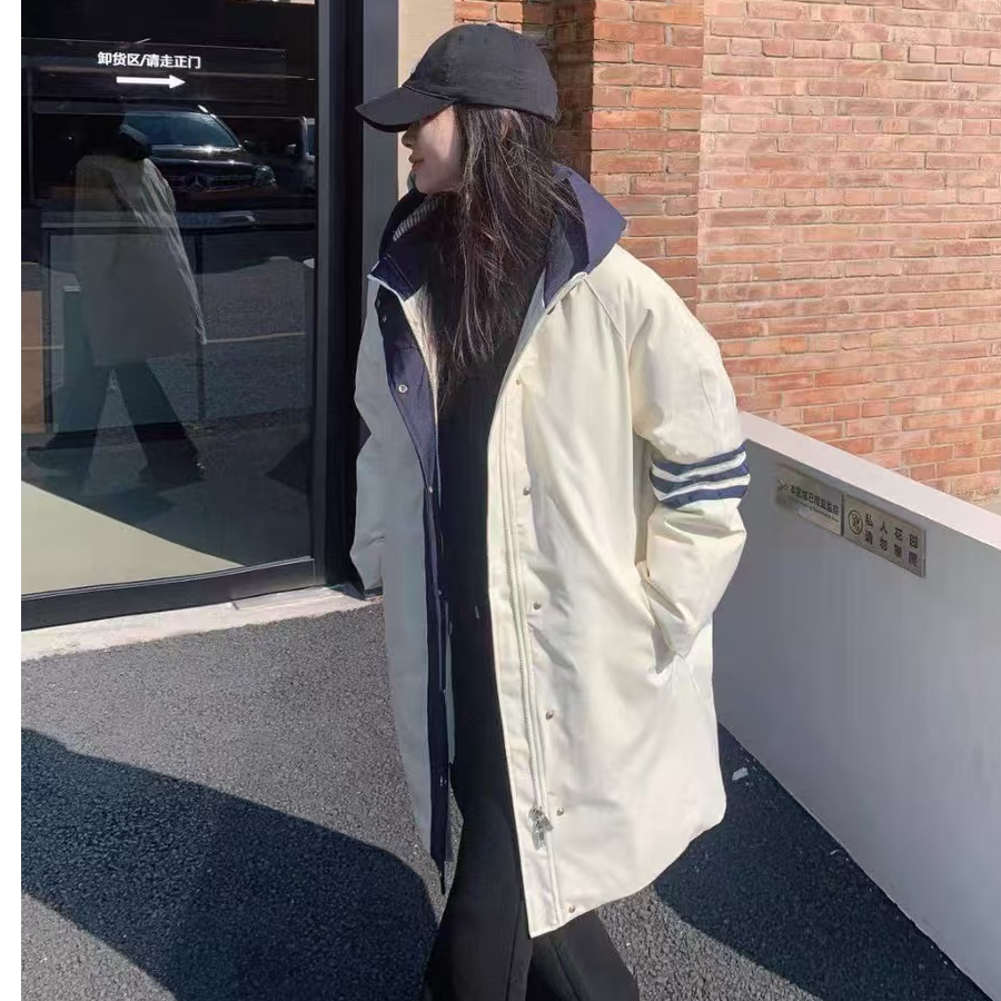 新品经典学院风中长款连帽羽绒服女