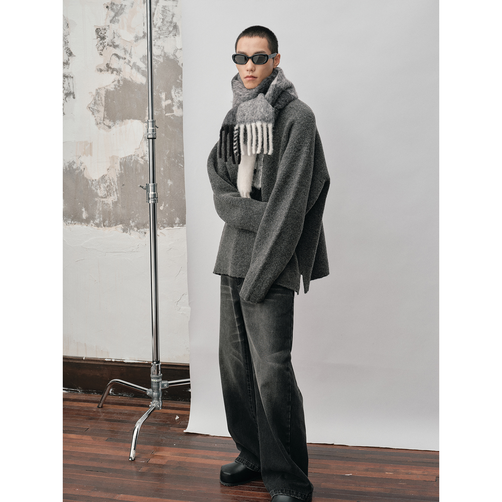 NANS STUDIO重磅羊毛混纺粗针蓬软圈圈纱肌理宽罗纹直摆圆领毛衣