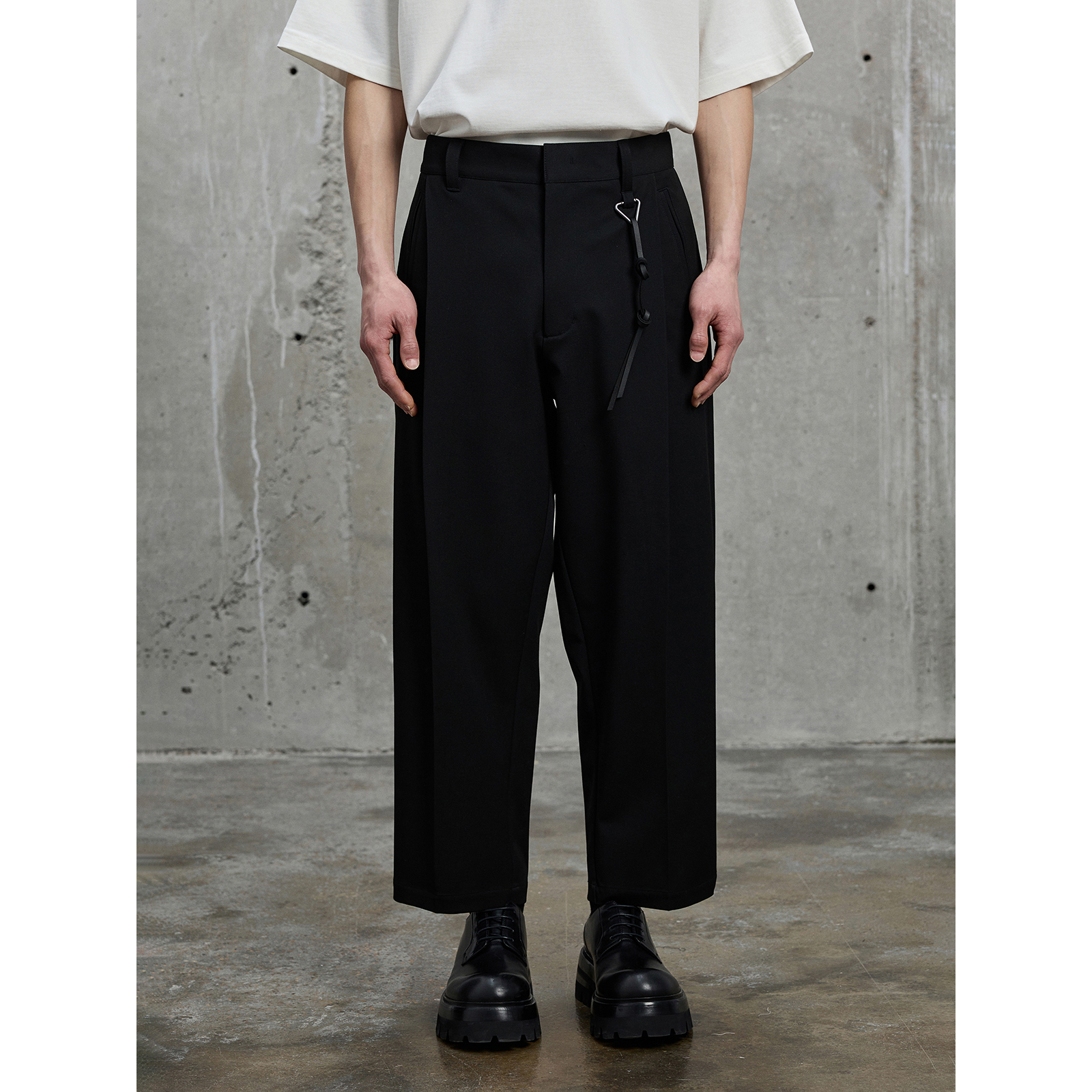 重磅高密色纺宽褶金属挂饰半松紧腰舒弹休闲九分裤NS7A16