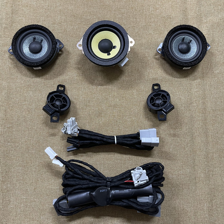 适用于本田冠道URV无损加装汽车音响中置中音高音后环绕喇叭改装