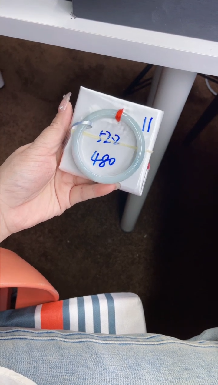 【闪购商品】翡翠手镯未镶嵌手镯