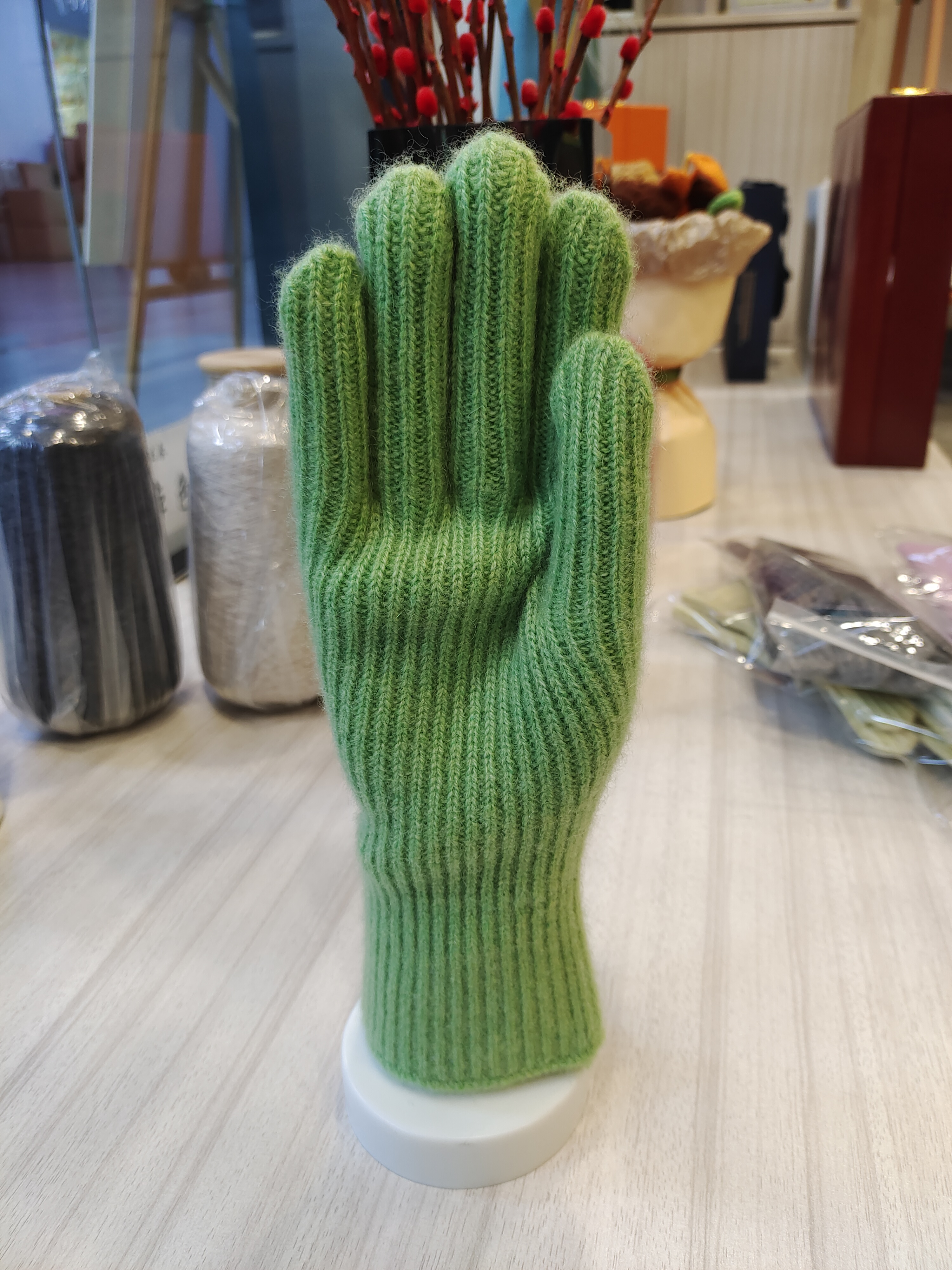 纯山羊绒秋冬保暖针织手套女触屏设计韩国风纯色毛线手套