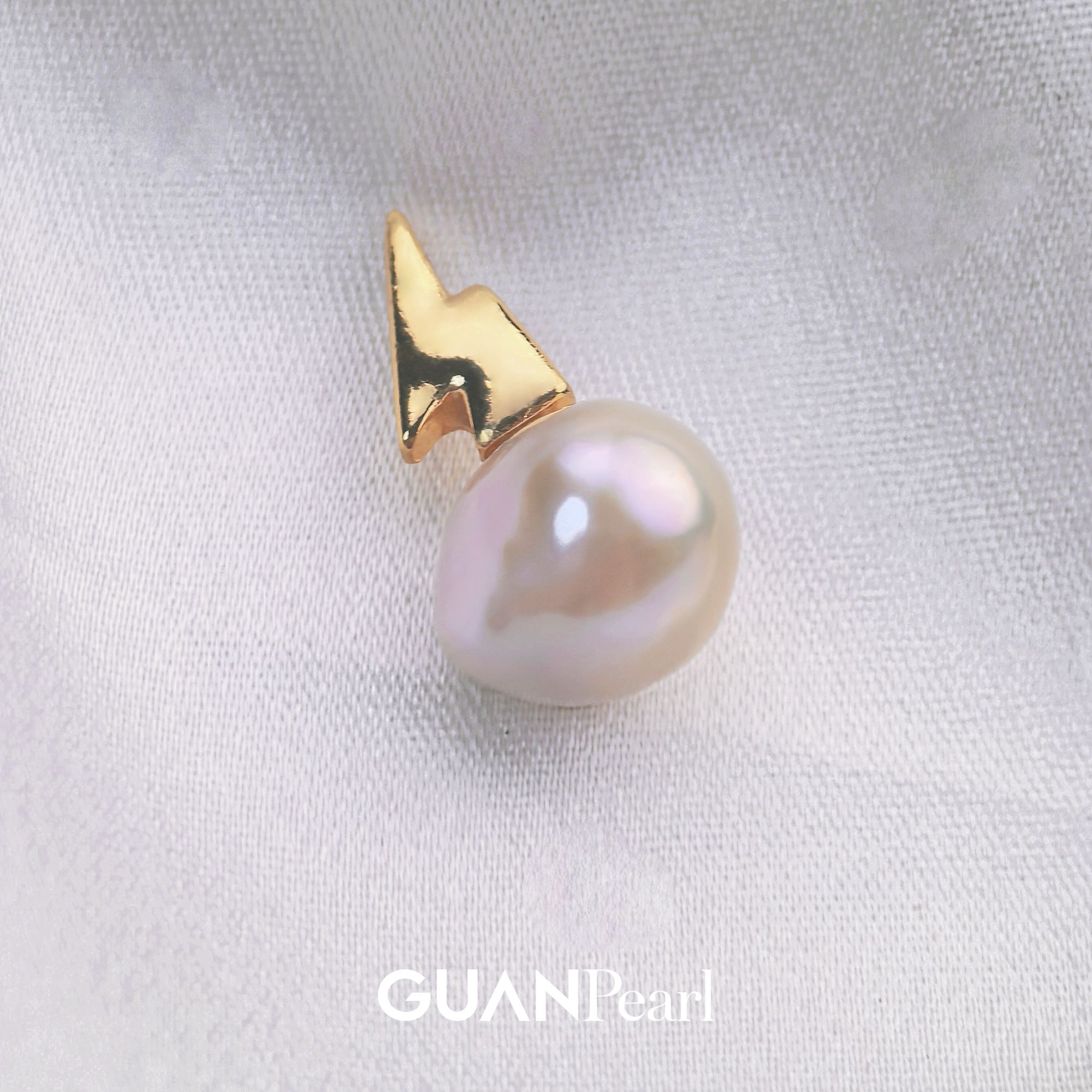 官珠 | 云朵闪电淡水珍珠合金吊坠15-16mm 无证书/多样性发货一件