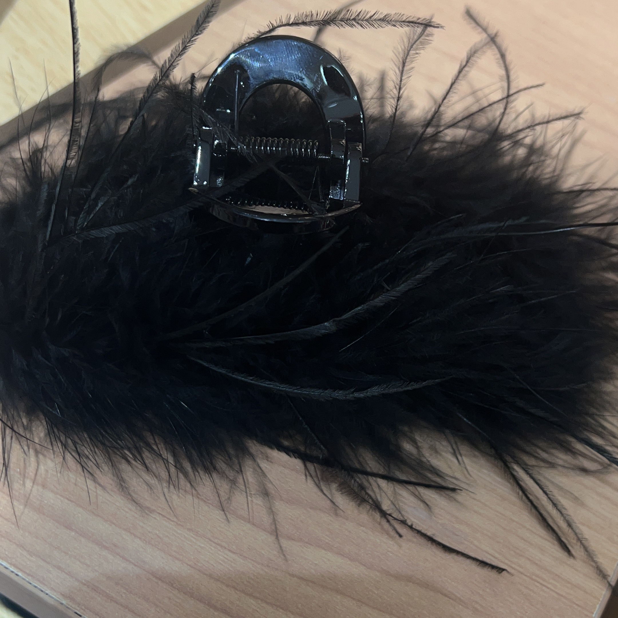 明星同款时尚淑女高级感羽毛抓夹