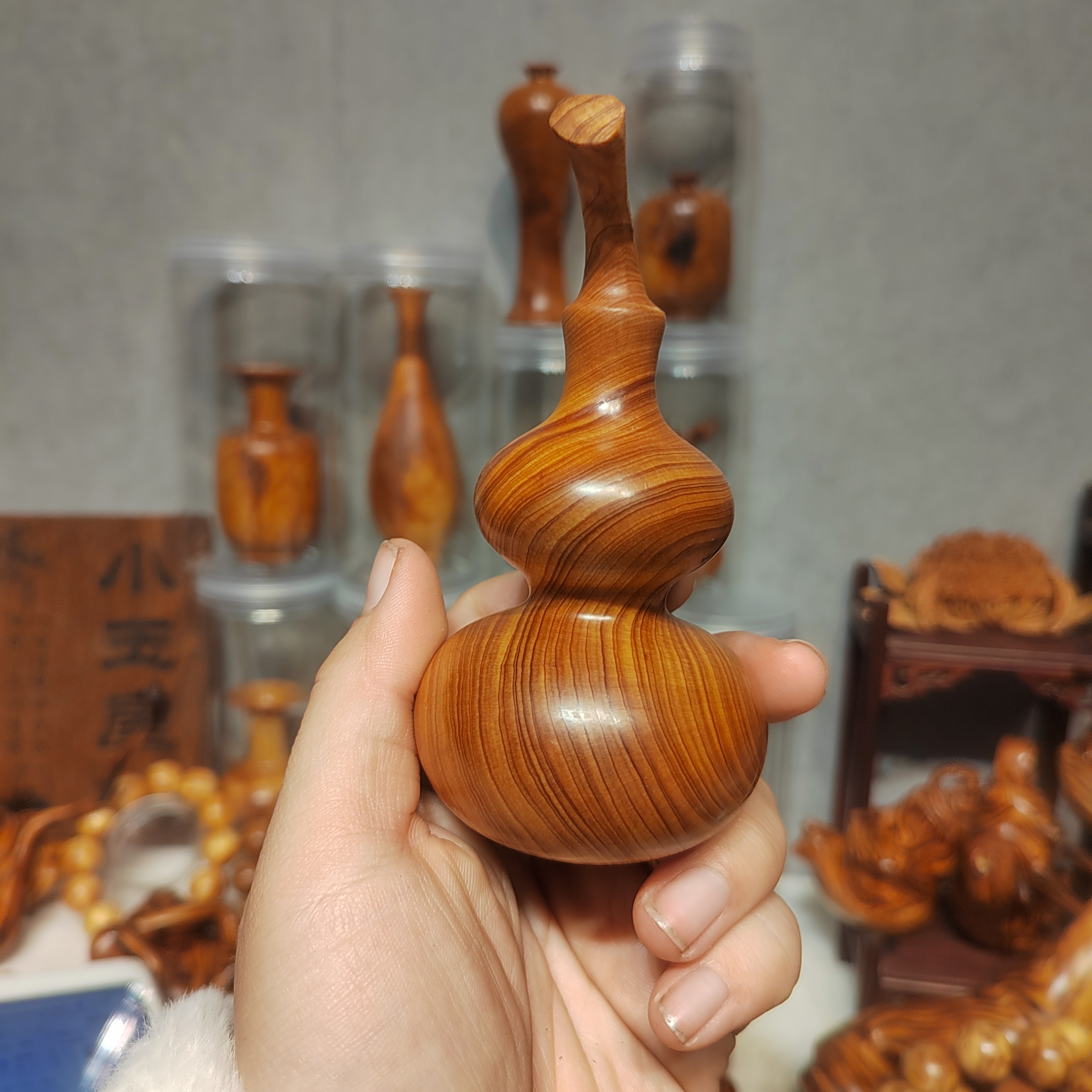 陈化黑油料葫芦手把件